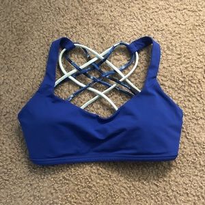 Lululemon Free To Be Bra